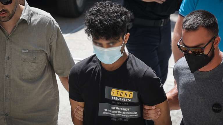 Περιστέρι: &quot;Μαλώσαμε και τη σκότωσα&quot; - Ομολόγησε ο 22χρονος Πακιστανός τη δολοφονία της 17χρονης Νικολέτας