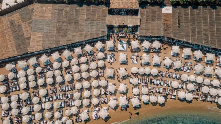 Μύκονος: Πρόστιμο 33 εκατ. ευρώ στο Principote για αυθαίρετες κατασκευές - Πρωτόκολλα κατεδάφισης και στο Nammos