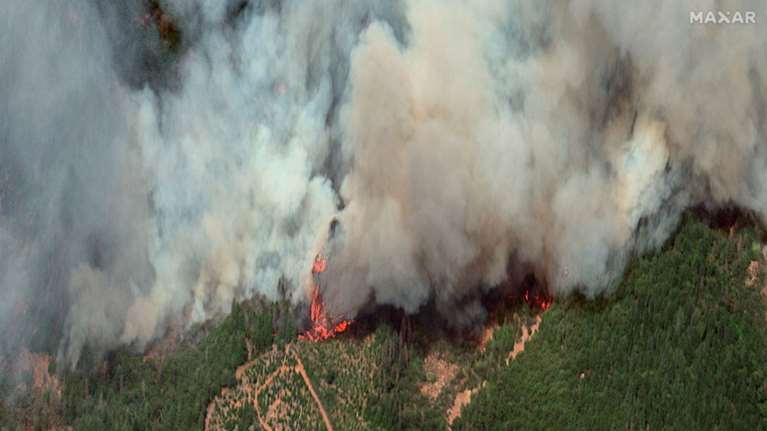 Ανεξέλεγκτη η φωτιά στην Καλιφόρνια: Στάχτη 1,4 εκατ. στρέμματα και δεκάδες κτίρια [εικόνες-βίντεο]
