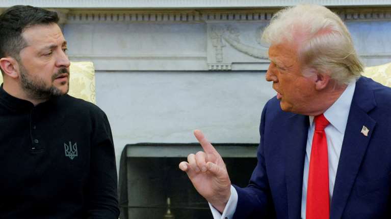 Ανάλυση Politico: Το &quot;λάθος&quot; του Ζελένσκι στον Λευκό Οίκο - Ο κανόνας που ξέχασε όταν διαπραγματεύεσαι με τον Τραμπ