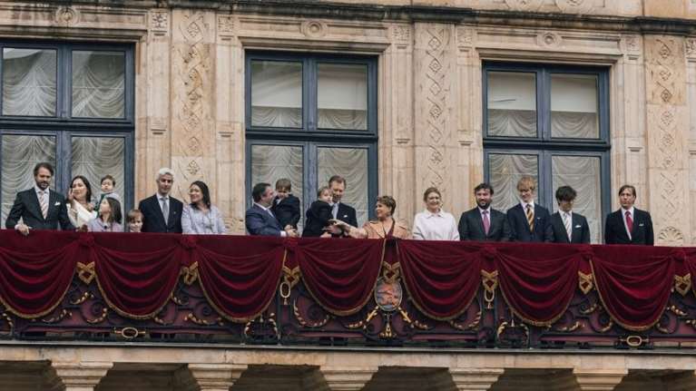 H νέα royal εγκυμοσύνη: Η πριγκίπισσα με τη φουσκωμένη κοιλίτσα