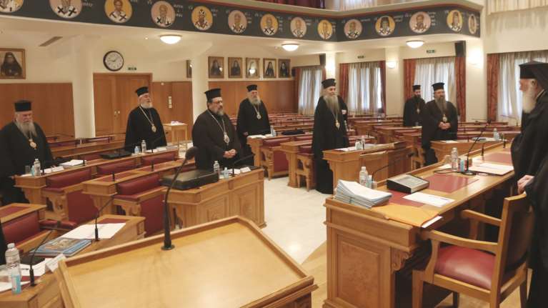 Κορονο-αντάρτικο Μητροπολιτών: Προτείνουν λειτουργίες με 50 άτομα εν μέσω πανδημίας - Τηλεφώνημα Μητσοτάκη - Ιερώνυμου