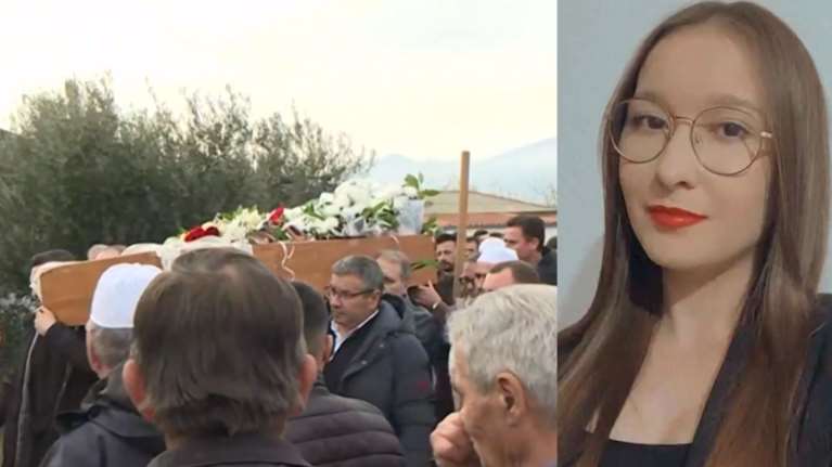 Ξάνθη: Ανήμερα των γενεθλίων της η κηδεία της νεαρής Αϊσέ που παρασύρθηκε από όχημα αστυνομικού [Βίντεο]