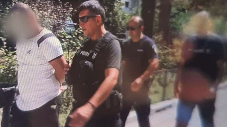 Επίθεση με κατσαβίδι - Συρεγγέλα: Σε ασφαλές κατάλυμα η 26χρονη και το παιδί της