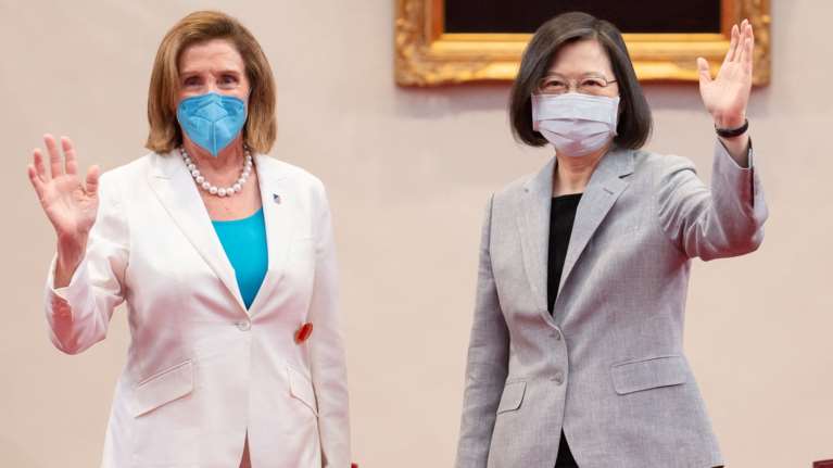 Επίσκεψη Πελόζι στην Ταϊβάν: "Δεν θα κάνουμε πίσω" στις κινεζικές απειλές - Γυμνάσια με πραγματικά πυρά από το Πεκίνο