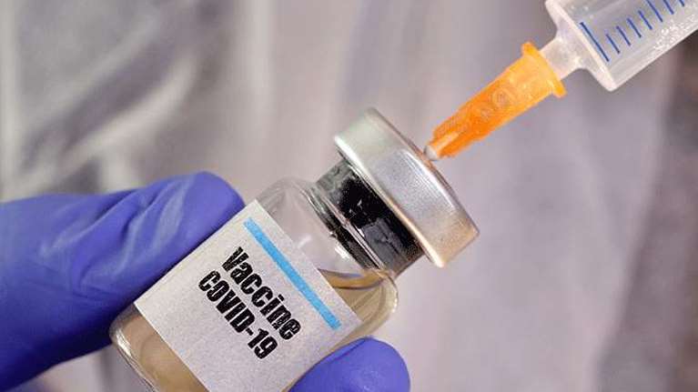 Τσιόδρας για εμβόλιο: &quot;Πιστεύω πως θα αργήσει&quot;- Ποιά είναι η πιο ελπιδοφόρα έρευνα αυτή τη στιγμή