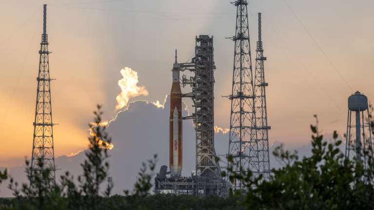 NASA: Ακυρώθηκε ξανά λόγω διαρροής η εκτόξευση του Άρτεμις 1 στο φεγγάρι