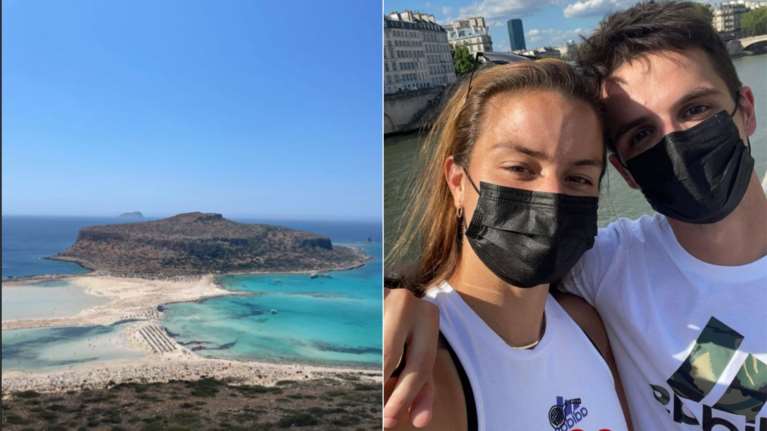"Προετοιμασία για το Τόκιο": Η Μαρία Σάκκαρη και ο Κωνσταντίνος Μητσοτάκης παίζουν ρακέτες σε μαγική παραλία