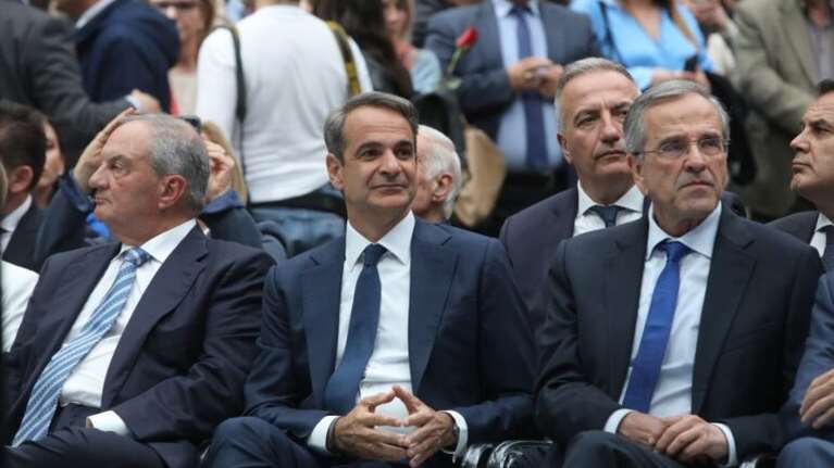 Το πρώτο τετ α τετ Μητσοτάκη - Σαμαρά  στο Ίδρυμα &quot;Κ. Καραμανλής&quot; μετά τα… γαλλικά