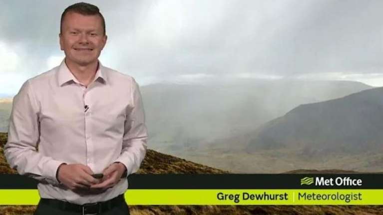 Βρετανός μετεωρολόγος για τη φωτιά στη Ρόδο: Το &quot;112&quot; σώζει ζωές, να το κάνουμε και στη Μ.Βρετανία