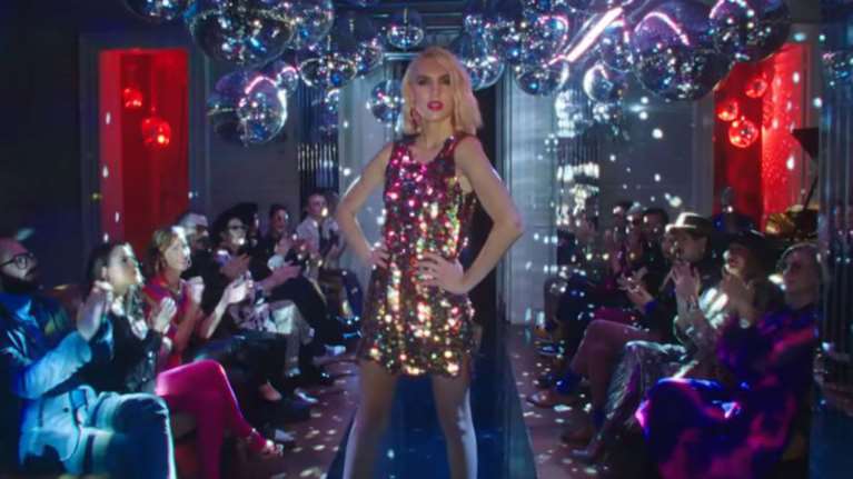 Γιατί η διαφήμιση της Pantene με τους ΛΟΑΤΚΙ έγινε viral: Σάλος στο Twitter με το #HairHasNoGender