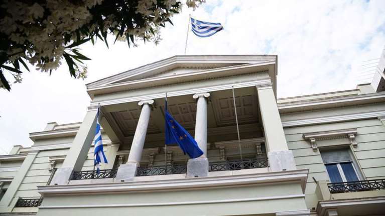 ΥΠΕΞ: Δεν παρασυρόμαστε από την έξαρση της τουρκικής ρητορικής, αλλά δεν αφήνουμε τίποτα αναπάντητο