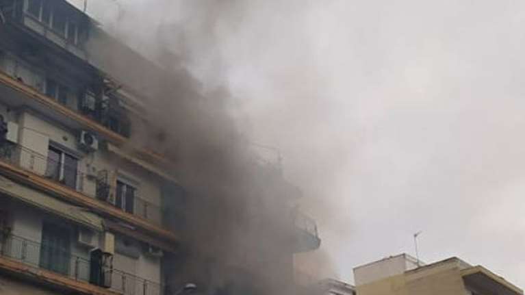 Φωτιά στο Νέο Ψυχικό: Νεκρή τελικά ανασύρθηκε η 63χρονη γυναίκα - Πριν λίγες ώρες είχε γίνει γιαγιά