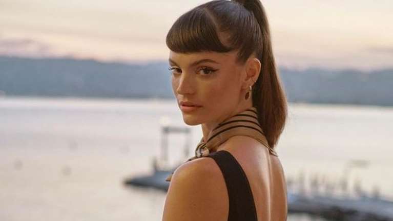 Σοκ στο Χόλιγουντ: Πέθανε στα 32 της χρόνια η ηθοποιός Charlbi Dean