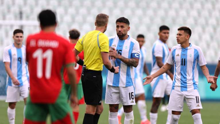 Παρίσι 2024: Απίστευτο φιάσκο, το Αργεντινή-Μαρόκο ξανάρχισε μετά από... 2 ώρες και ακυρώθηκε γκολ- Μέτρα ασφαλείας για κλάματα