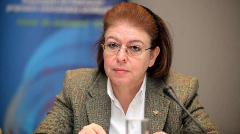 Πρόστιμο επειδή παίζεις ξένη μουσική; - Η Λίνα Μενδώνη απαντά για τις &quot;ποσοστώσεις&quot; του ελληνικού τραγουδιού σε ραδιόφωνα και ταινίες