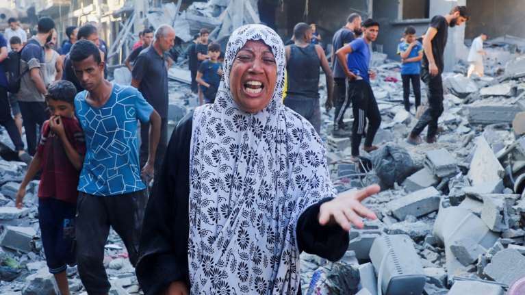 Κακός οιωνός για τη Γάζα: Οι τηλεπικοινωνίες και διαδίκτυο διεκόπησαν στον θύλακα καθώς τα ισραηλινά άρματα προελαύνουν