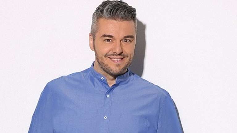 Παντρεύτηκε ο Πέτρος Πολυχρονίδης: Ο γάμος με την  "Κλαουντιάνα" που γνώρισε όταν του έφτιαξε καφέ στο… γήπεδο