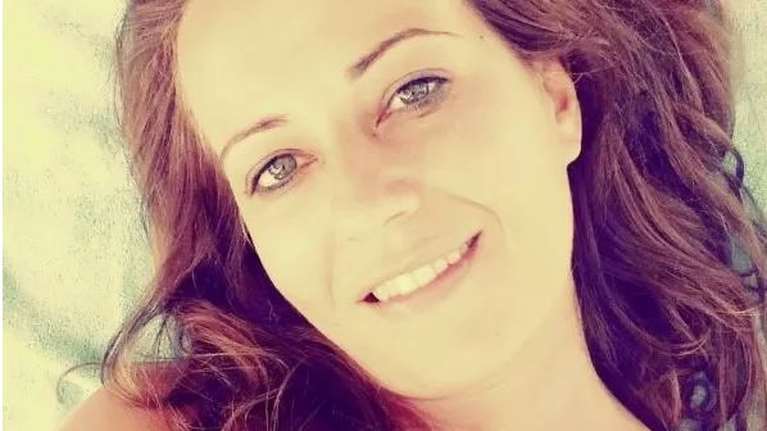 Ιωάννινα: Θρήνος για τον θάνατο 40χρονης μητέρας από κορονοϊό - Πριν 10 ημέρες είχε πεθάνει από τον ιο ο πατέρας της