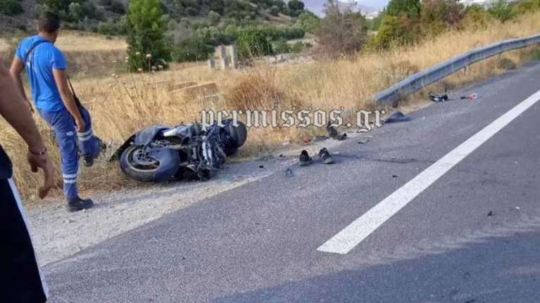 Τροχαίο στη Βοιωτία: Νεκρός 33χρονος οδηγός μηχανής μετά από σύγκρουση με τρακτέρ