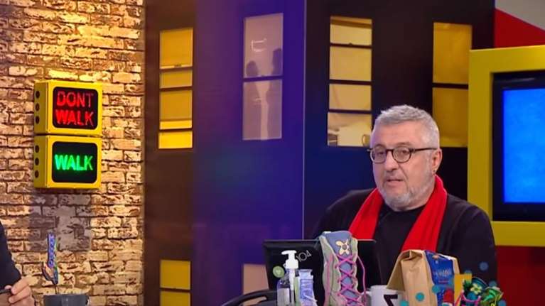 Στάθης Παναγιωτόπουλος: &quot;Σταματήστε να ψάχνετε τα ροζ βίντεο, είναι ανήθικο&quot; - Έκκληση από την πρώην σύντροφό του