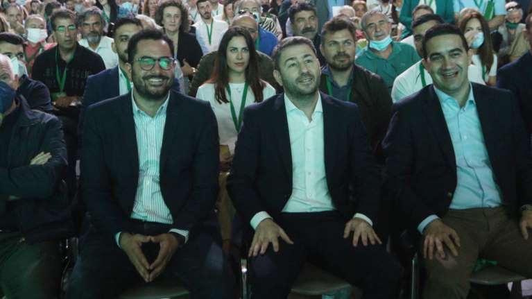 Κεντρική Επιτροπή ΠΑΣΟΚ: Σάρωσε ο νέος γραμματέας, Ανδρέας Σπυρόπουλος - Οι νέες ισορροπίες στο κόμμα