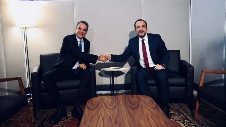 Συνάντηση Μητσοτάκη - Χριστοδουλίδη στη Νέα Υόρκη: &quot;Επαναβεβαιώθηκαν οι άριστες διμερείς σχέσεις&quot;