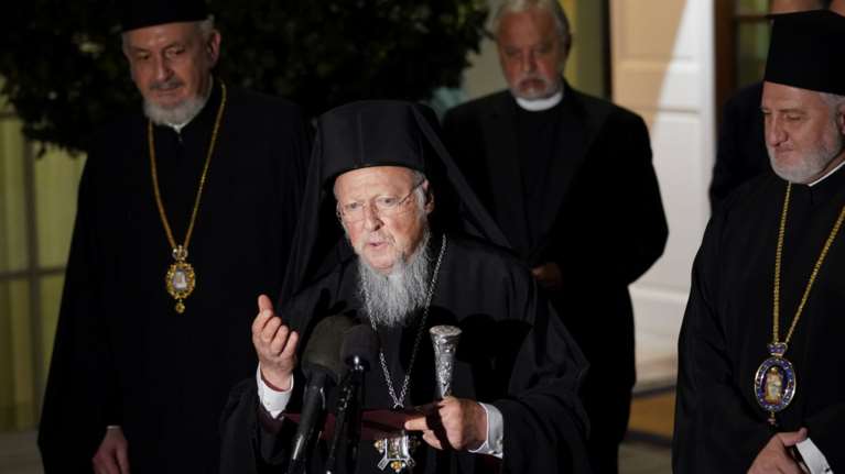 Σε νοσοκομείο του Μανχάταν ο Πατριάρχης Βαρθολομαίος - Οι εξετάσεις θα κρίνουν αν χρειαστεί &quot;μπαλονάκι&quot;