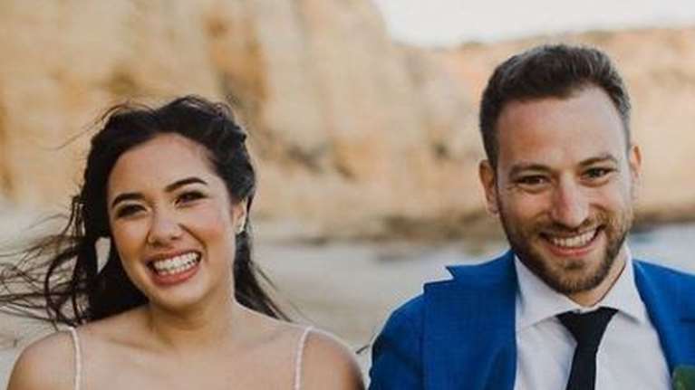 Γλυκά Νερά: Ποια ήταν η οικονομική κατάσταση του ζευγαριού - Το οικόπεδο στο όνομα του πιλότου, το σπίτι που είδε η Καρολάιν