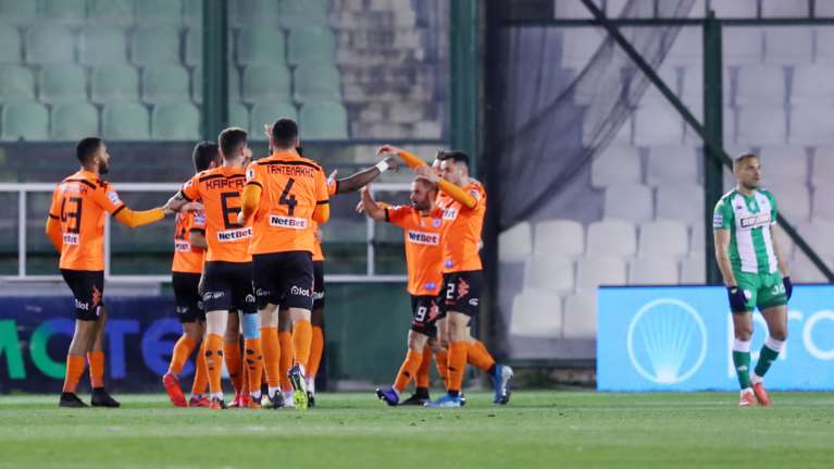 Κύπελλο Ελλάδας: Στους &quot;4&quot; ο ΠΑΣ Γιάννινα, πέταξε έξω τον ΠΑΟ με δύο νίκες [Βίντεο]