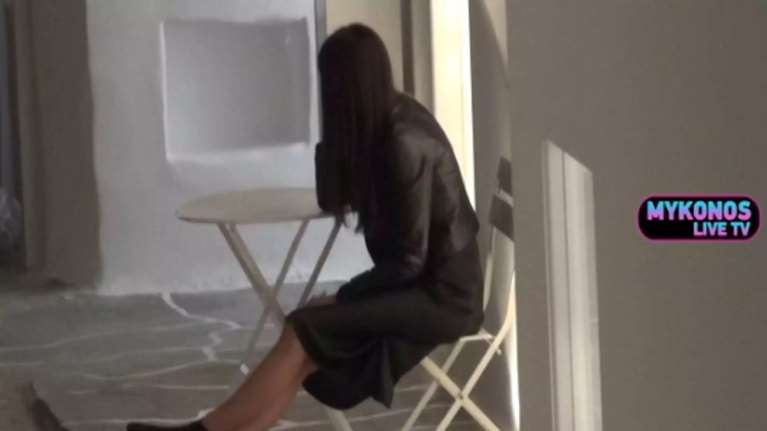 Τζώρτζης Μονογυιός: Συγκίνηση στο άνοιγμα των καταστημάτων του στη Μύκονο - Τι είπε η σύζυγός του [βίντεο]