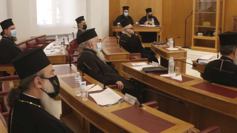 Δεν κάνει πίσω η Εκκλησία για τα Θεοφάνεια: &quot;Αν μας επιβληθούν πρόστιμα, θα τα πληρώσουμε&quot; [video]