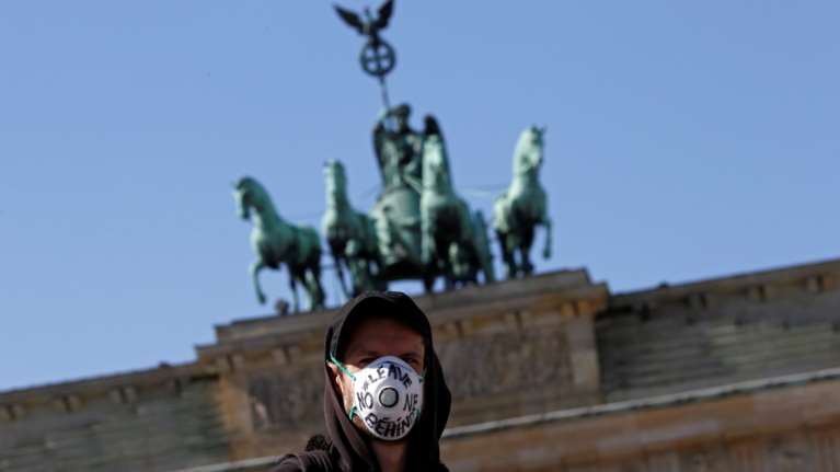 Γερμανία: Τουλάχιστον μέχρι τις 3 Μαΐου θα παραταθεί η ισχύς των περιορισμών