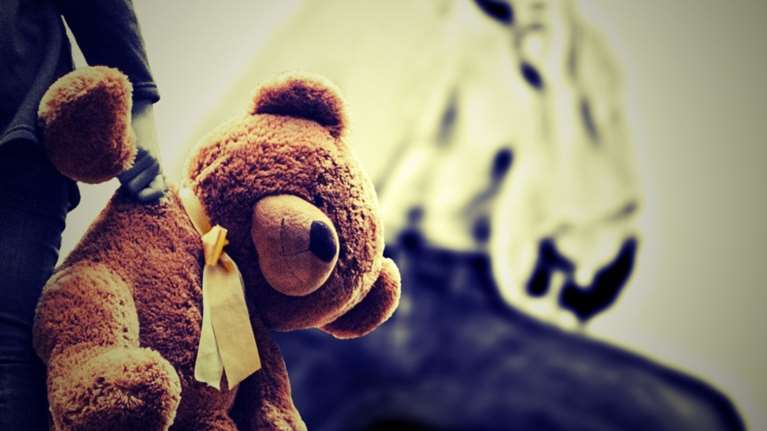 Χανιά: Πρώην επιχειρηματίας κατηγορείται ότι ασελγούσε σε ανιψιές του - Κακοποιούσε και τη μητέρα του