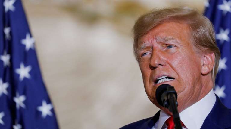 Στο Μανχάταν ο Τραμπ - Καταθέτει ενώπιον της γενικής εισαγγελέα της Νέας Υόρκης για υπόθεση απάτης