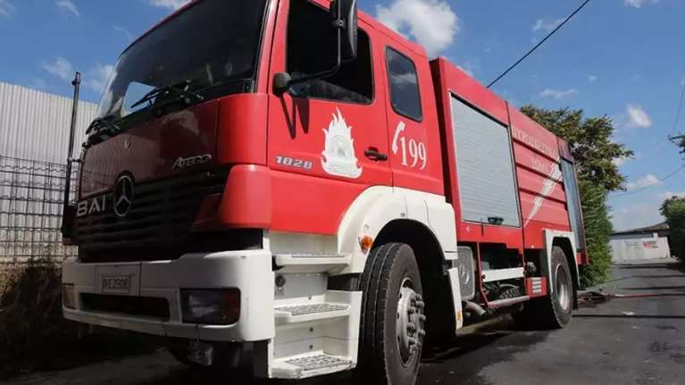 Φωτιά σε όχημα στην Αττική Οδό, στο ύψος της Παιανίας