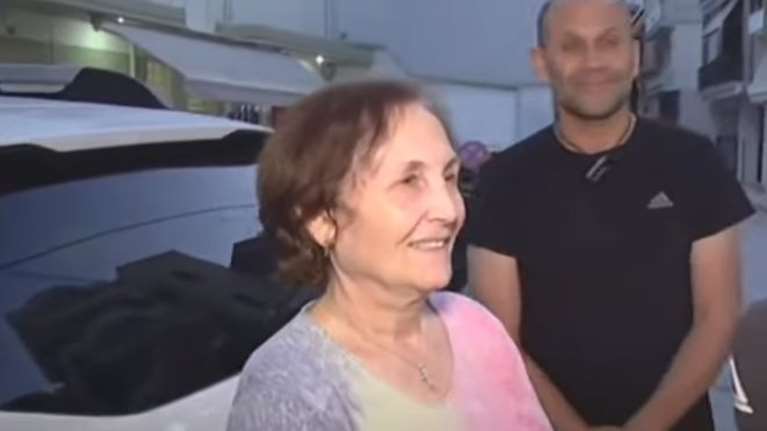 &quot;Πώς έγινε αυτό;&quot;: Εκπληκτη η 76χρονη &quot;άγνωστη&quot; κτηνοτρόφος που εξελέγη ευρωβουλευτής της Λύσης- Η πρώτη δήλωση [βίντεο]