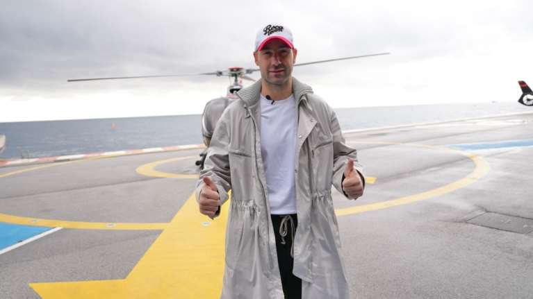 Εντυπωσιακή άφιξη του Βασίλη Σπανούλη στο Μονακό - Με ελικόπτερο στο Πριγκιπάτο ο "Kill Bill"