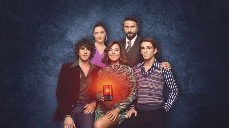 &quot;Τα καλύτερά μας χρόνια&quot;: Χαμός στο Twitter για την επιστροφή - &quot;Η καλύτερη σειρά των τελευταίων 20 ετών&quot;