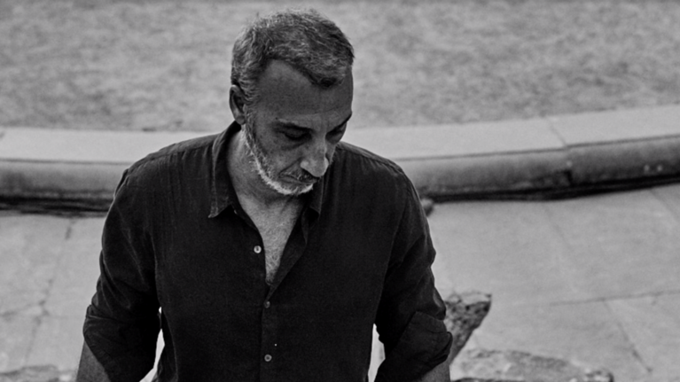 Ο Μίνως Μάτσας στη Ρωμαϊκή Αγορά: &quot;Ο κόσμος μόνο όταν τον μοιράζεσαι υπάρχει&quot;