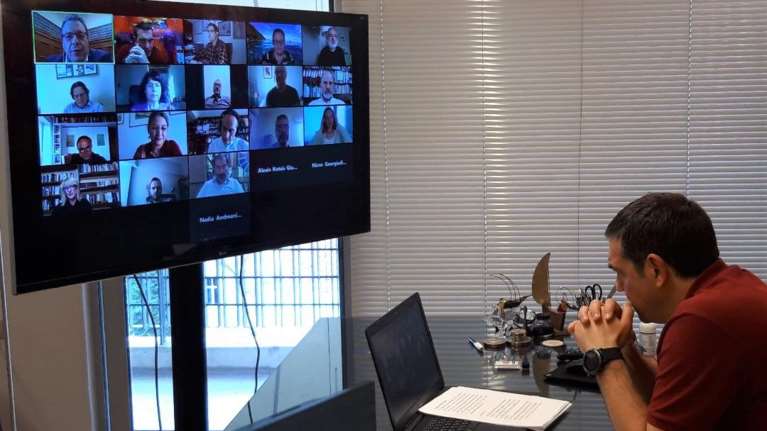 Τσίπρας για περιβαλλοντικό νομοσχέδιο: Εξυπηρέτηση συμφερόντων και ξεπούλημα ΑΔΜΗΕ