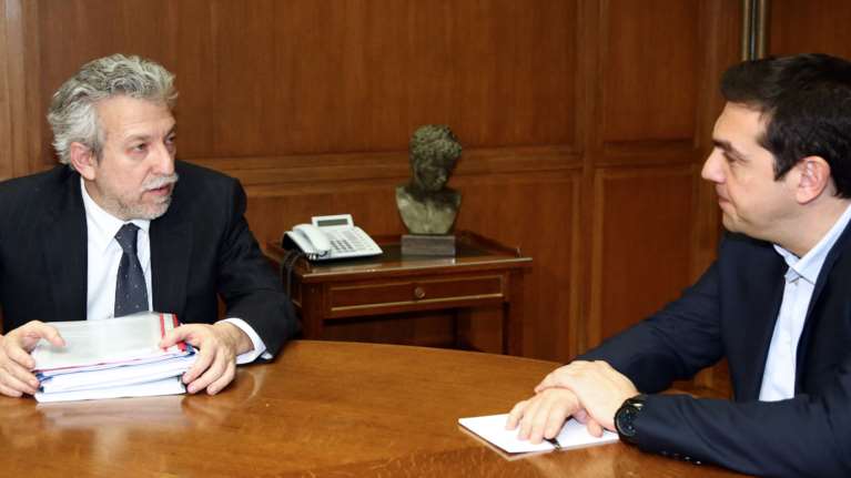 Καταιγιδα στον ΣΥΡΙΖΑ μετά τις καταγγελίες για ανοχή στη Χρυσή Αυγή