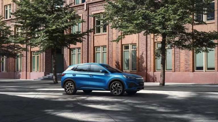 Ηλεκτρική &quot;επίθεση&quot; στην Ευρώπη από την κινεζική BYD