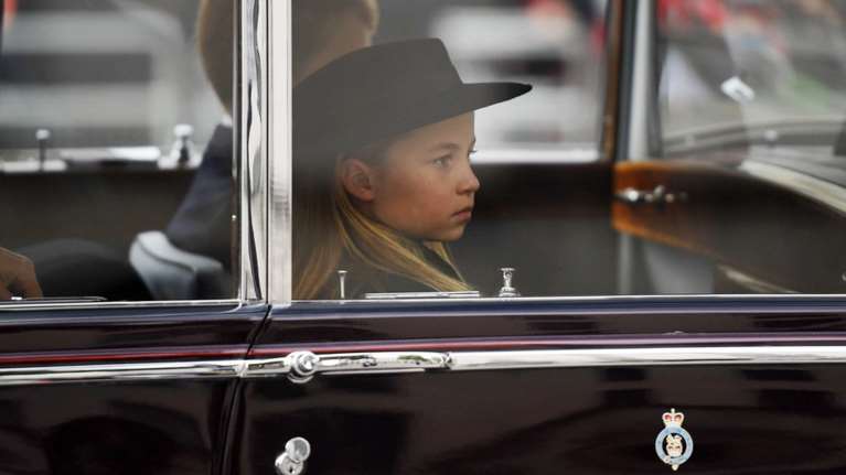 H Σάρλοτ κινδυνεύει να χάσει τον τίτλο της σε λίγα χρόνια: Γιατί θα γίνει η &quot;πριγκίπισσα του... τίποτα&quot;