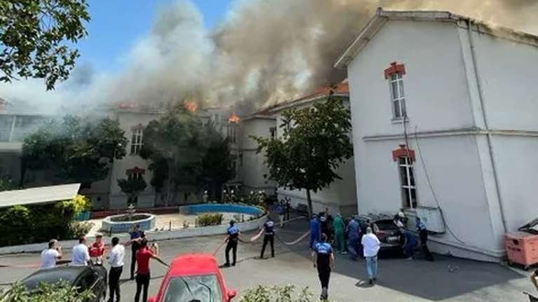 Φωτιά στο ελληνικό νοσοκομείο στην Κωνσταντινούπολη - Aπομακρύνθηκαν οι 102 ασθενείς