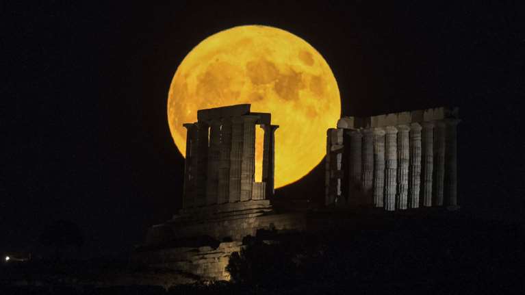 Πανσέληνος του Αυγούστου: Εκδηλώσεις απόψε σε πάνω από 50 αρχαιολογικούς χώρους και μουσεία