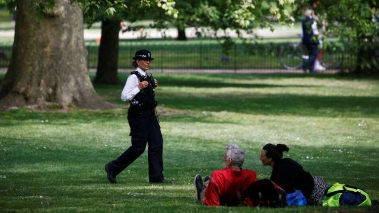 Κορονοϊός: Η Ευρώπη σε ρυθμούς νέων μέτρων και lockdown - Αναλυτικά τι ισχύει ανά χώρα