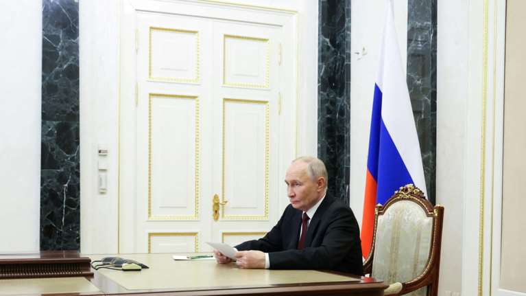 Ρωσία: Ο Πούτιν βλέπει θετικά την πρόταση Τραμπ για μείωση κατά 50% των στρατιωτικών δαπανών ΗΠΑ, Ρωσίας και Κίνας