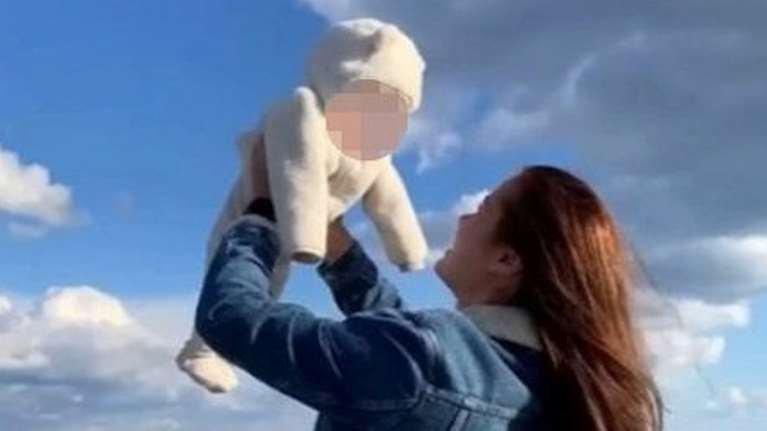 Γλυκά Νερά: Ο πατέρας της Καρολάιν μιλά πρώτη φορά για τη μικρή Λυδία - "Η αγαπημένη μου εγγονή περνά όμορφα εδώ"