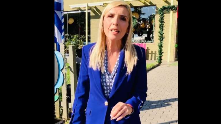 Ρένα Κουβελιώτη: Το πρώτο της μήνυμα μετά την επίθεση - Με ποιες υποθέσεις ασχολείται αυτό τον καιρό